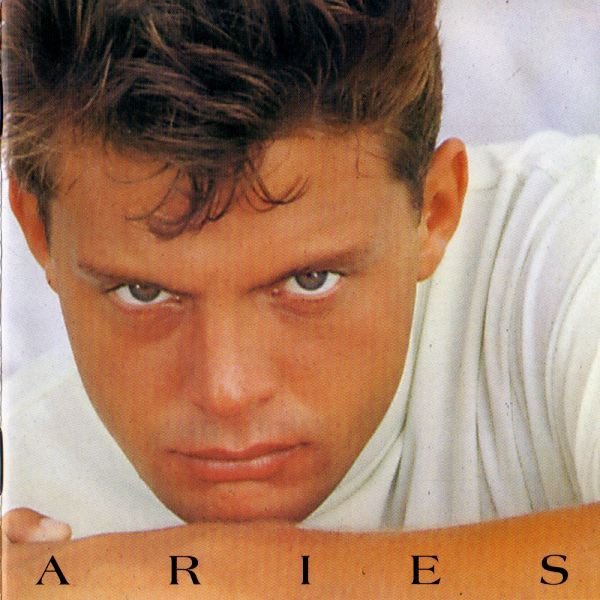 Luis Miguel – Aries