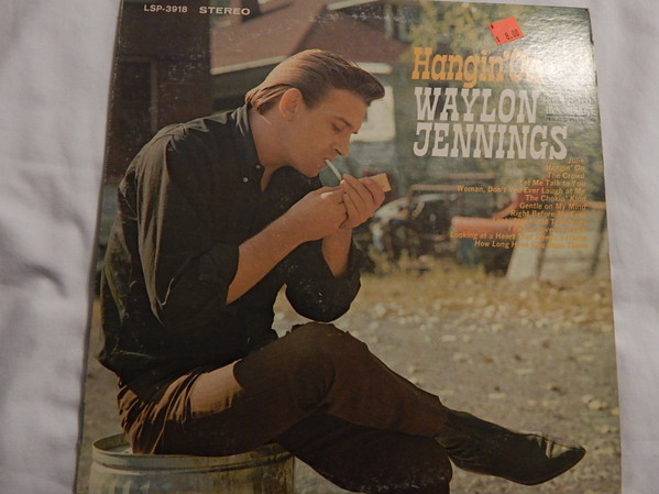 Waylon Jennings – Hangin' On