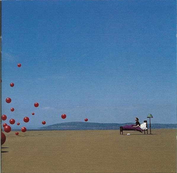 The Cranberries – Wake Up And Smell The Coffee