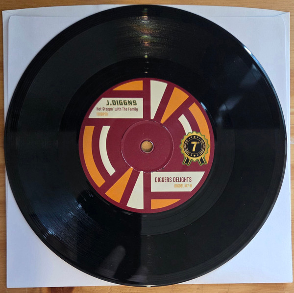 J. Diggns /  The S-Man – Hot Steppn' With The Family / Goodtimes