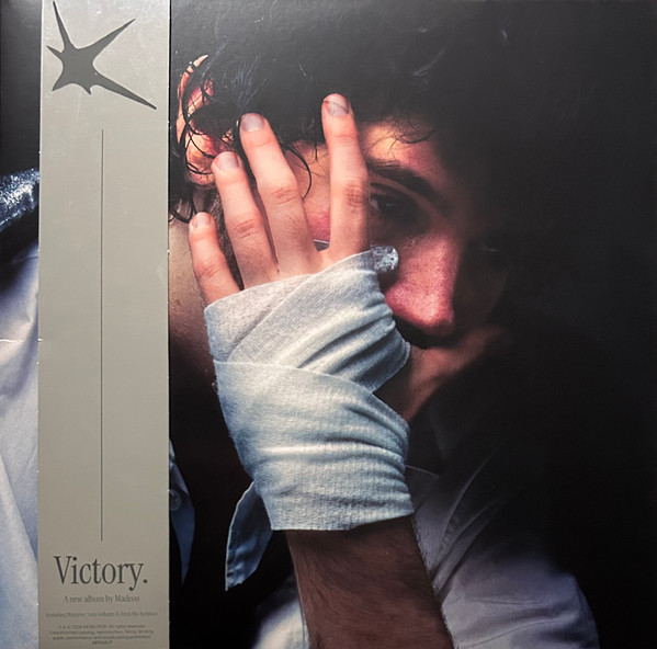 Madeon – Victory