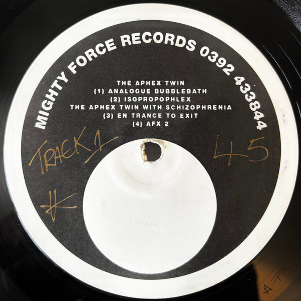 Aphex Twin – Analogue Bubblebath