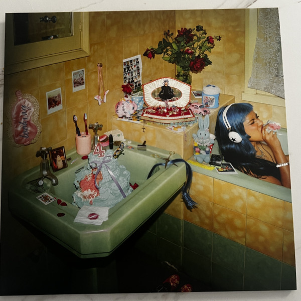 Ecca Vandal – Looking For People To Unfollow