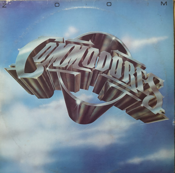 Commodores – Zoom