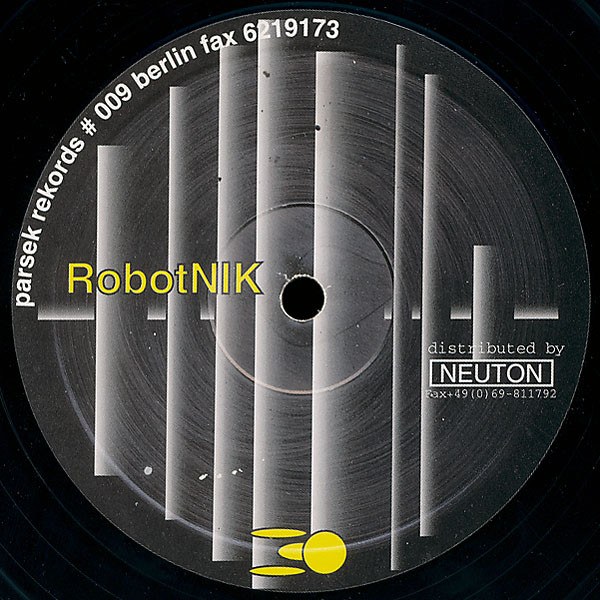 RobotNIK – Metall