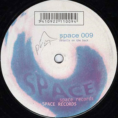 Red Dreams – Sex In Space 98