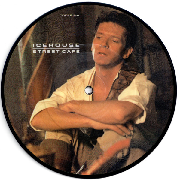 Icehouse – Street Café